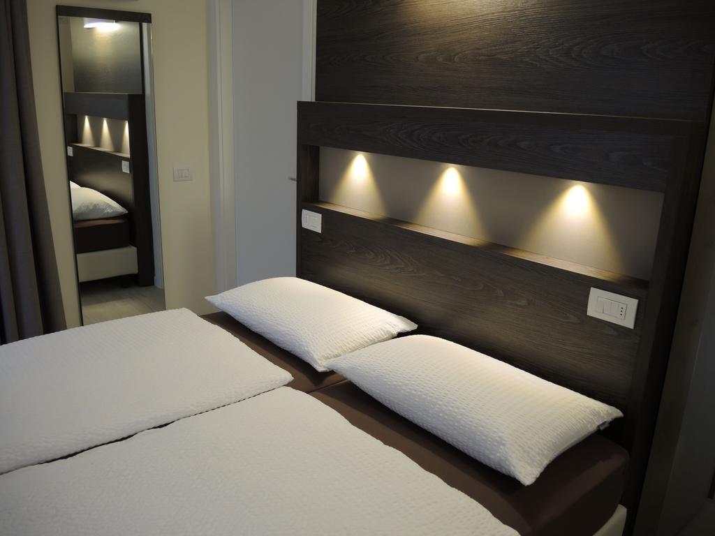 Bed And Breakfast Casa Mosole Malcesine Quarto foto
